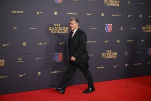 阿斯：巴萨需要卖人来注册加西亚和尼科