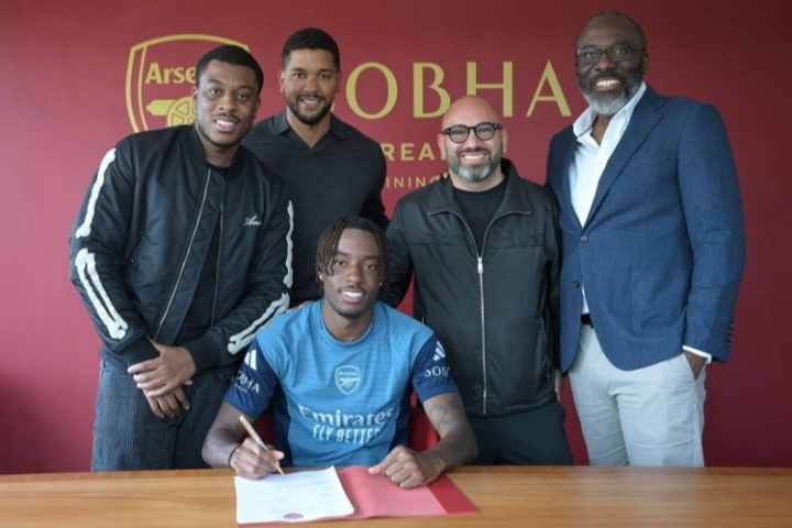 挺复杂🧐TA：马杜埃凯将作为本土球员注册英超 踢欧战仍是外援