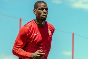 队报：博格巴本周已恢复有球训练，周四到场边观看摩纳哥热身赛