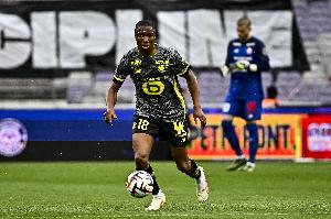 记者：迪亚克特是伯恩茅斯首要引援目标，里尔为球员标价4000万欧