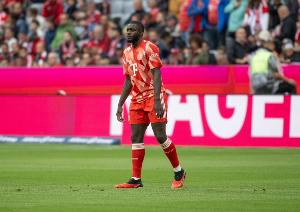 记者：利物浦视于帕为科纳特潜在替代者，拜仁想续约需付更高成本