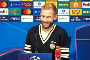 莱默尔打趣凯恩104场100球：我还差1场就到百场，但百球就差远了