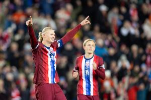 世预赛连场戴帽！哈兰德是欧洲第五人，凯恩也曾在2021年做到