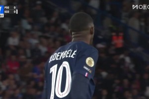 错失良机！登贝莱主罚点球大力爆射直接打飞了！