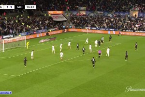 曼城反超！谢尔基直塞，马尔穆什晃开防守球员小角度破门